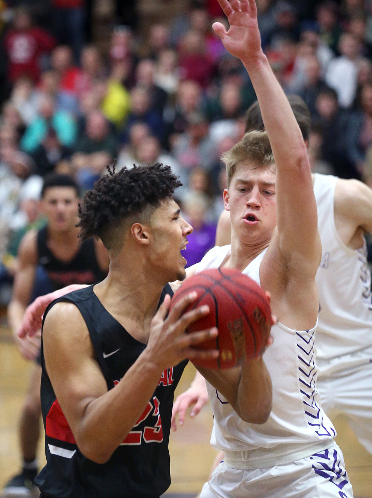 January 17: Central vs. Onalaska